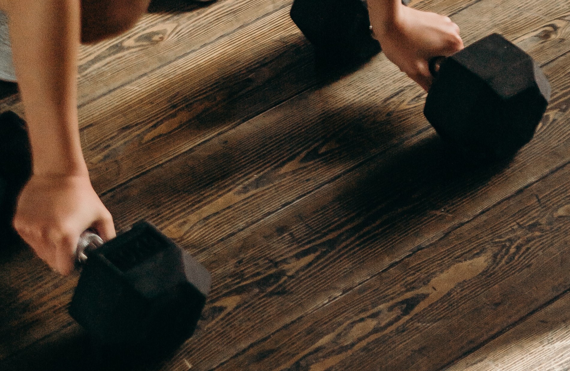 two hands on weights